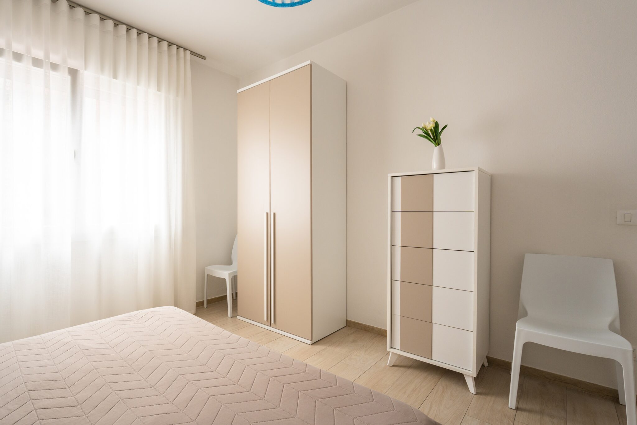 09_VI20_camera_tripla_panoramica6