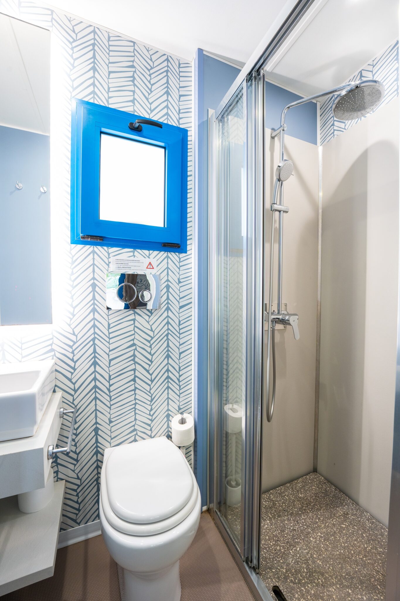 11_vivaldi_bagnocamera1