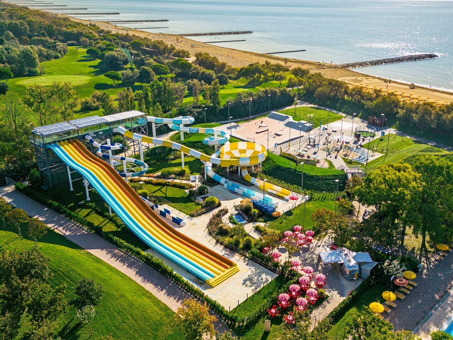 Slide e Activity Park r